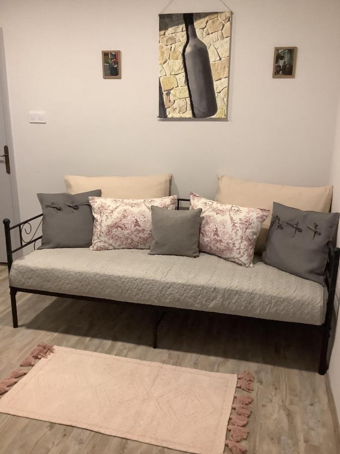 Ezüst Boróka Apartman Eger Kültér fotó