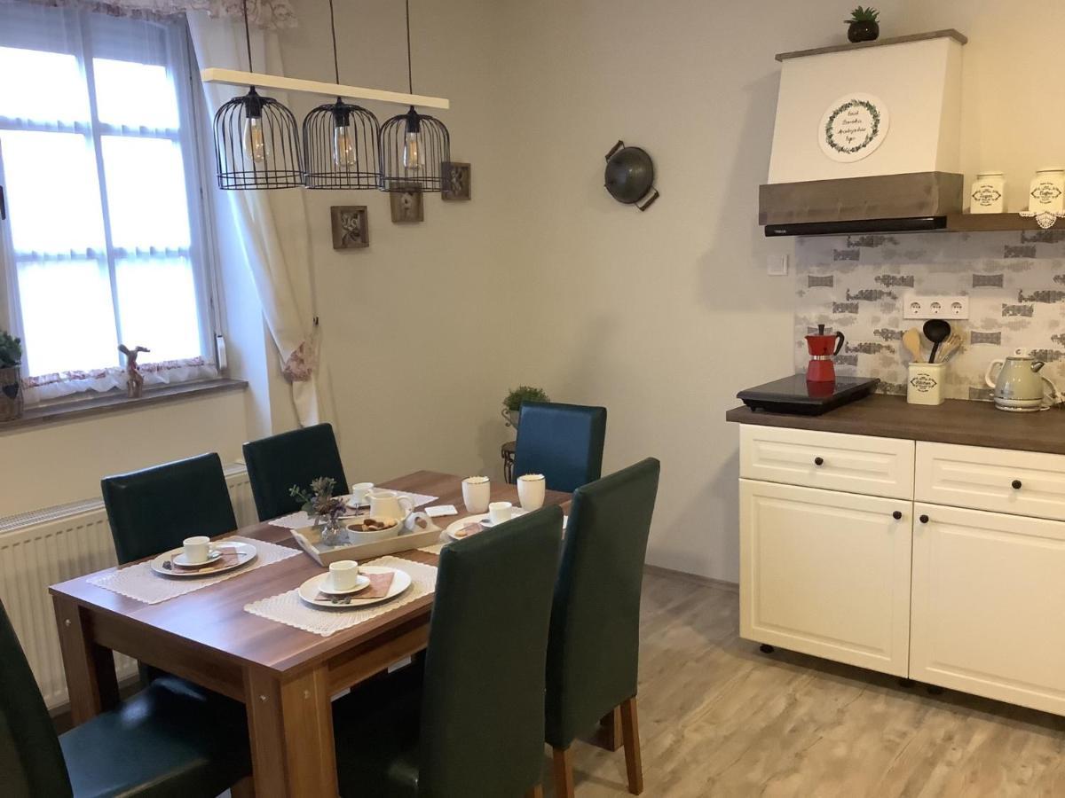 Ezüst Boróka Apartman Eger Kültér fotó